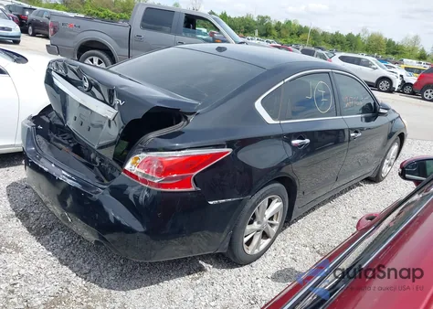 2015 Nissan Altima 2.5 Sv z USA, uszkodzony, nr VIN 1N4AL3AP1FC166579